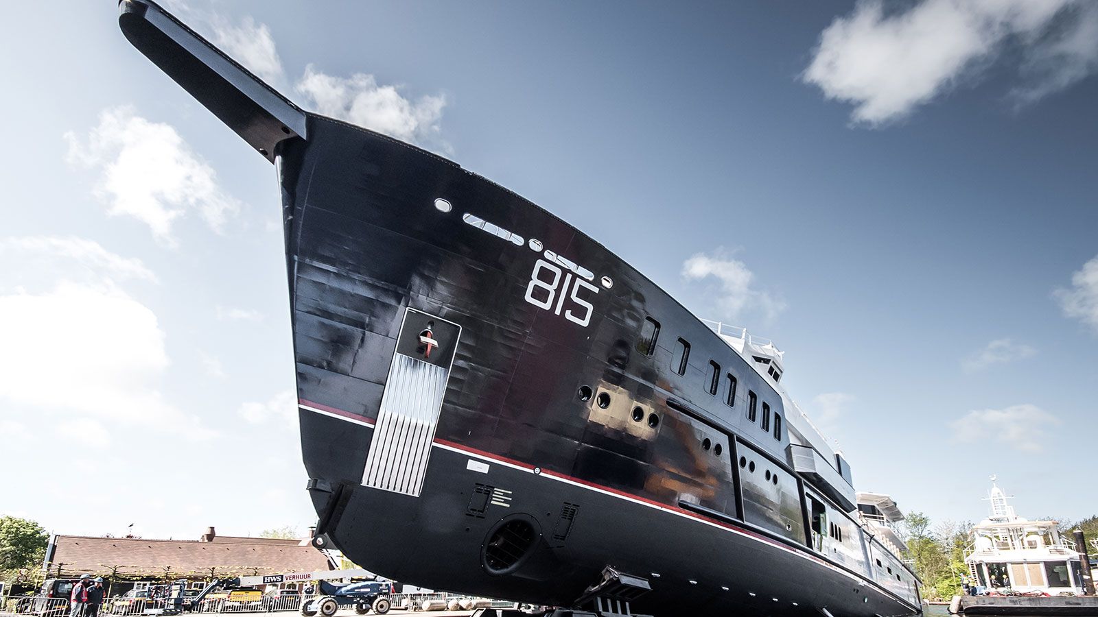 Sherpa Raft Video: 73.6m Feadship Sherpa begins sea trials in the North Sea